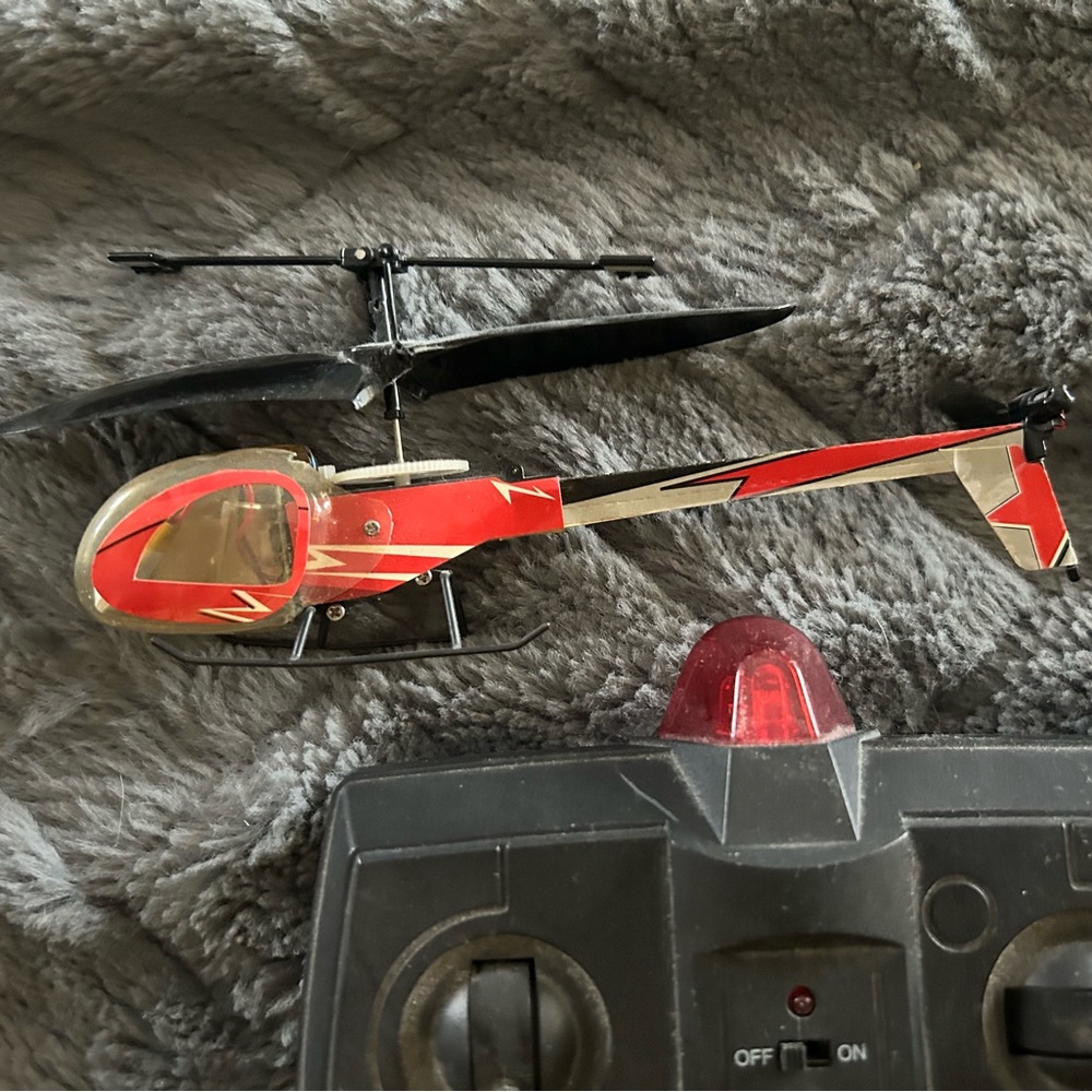 Excalibur Electronics Wireless Indoor Helicopter — Red, Model# 8635R-1